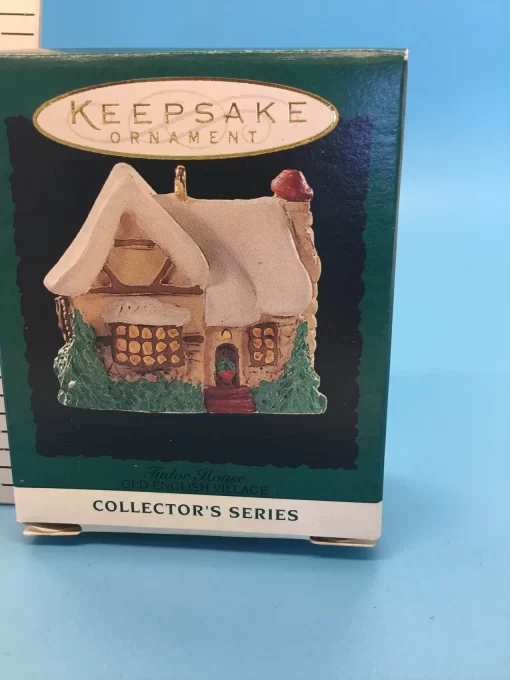 1995 Hallmark Keepsake Tudor House Ornament – English Village Miniature - Image 2