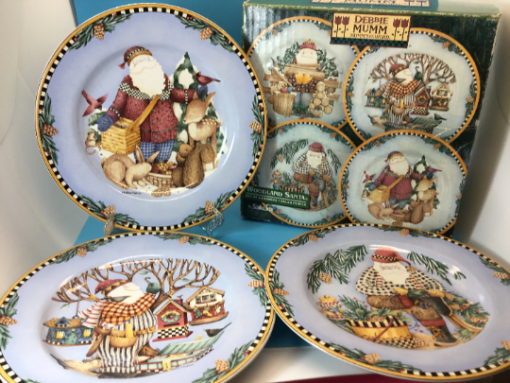 1998 SAKURA Debbie Mumm Woodland Santa Christmas Plate Set (4) - Image 3