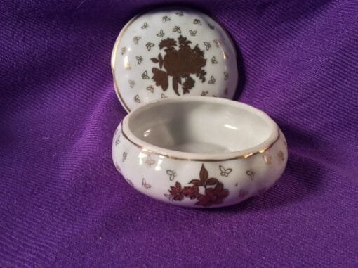 Vintage Gold Richard Trinket Box – Made in Japan - Image 3