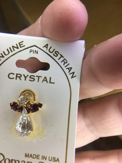 Austrian Crystal Guardian Angel pin/ brooch - Image 10