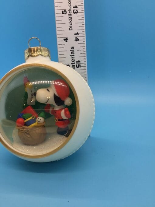 1983 Hallmark Keepsake - Snoopy & Peanuts Christmas Panorama Ornament - Image 7
