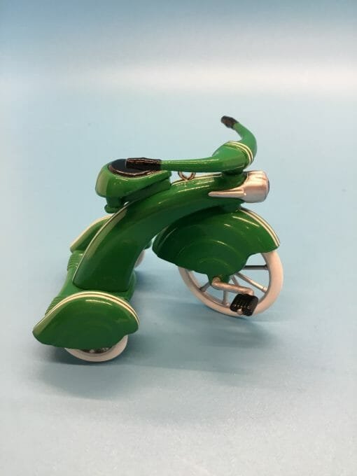 Hallmark Keepsake 1935 Steelcraft Streamline- Velocipede By Murray -Sidewalk Cruiser 1997 Die cast metal hanging ornament. - Image 10