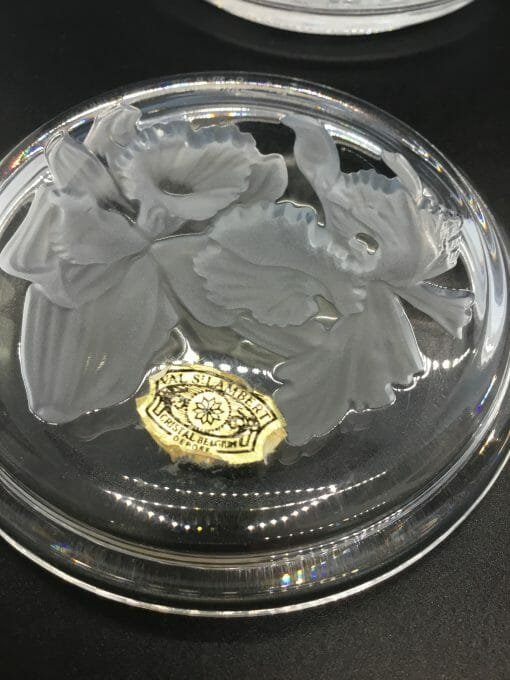 Vintage Val St Lambert - Crystal Flowered Coasters - Clear Embossed Flower beverage holders made of Crystal - Image 6