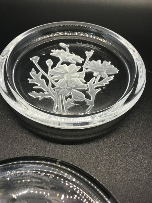 Vintage Val St Lambert - Crystal Flowered Coasters - Clear Embossed Flower beverage holders made of Crystal - Image 8
