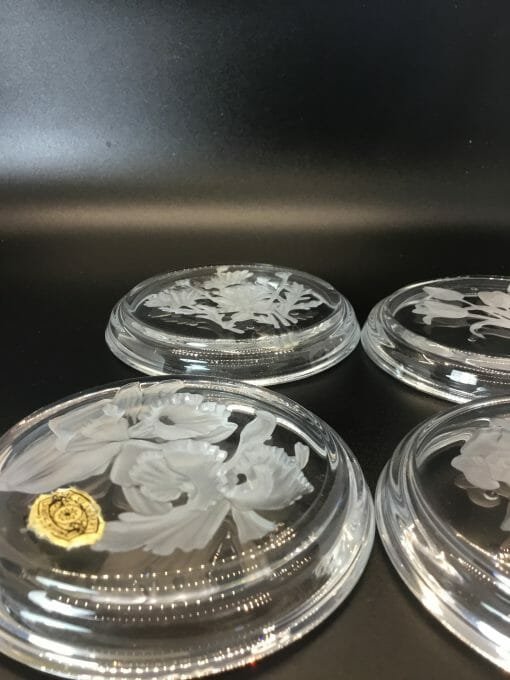 Vintage Val St Lambert - Crystal Flowered Coasters - Clear Embossed Flower beverage holders made of Crystal - Image 11