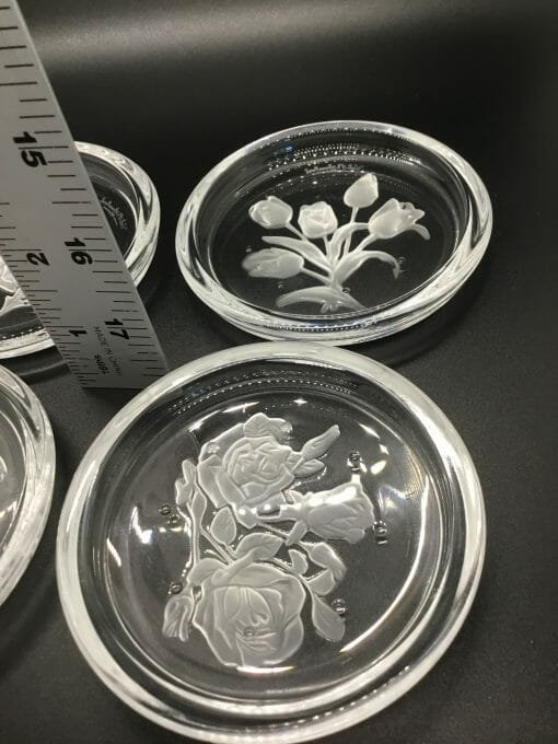 Vintage Val St Lambert - Crystal Flowered Coasters - Clear Embossed Flower beverage holders made of Crystal - Image 18
