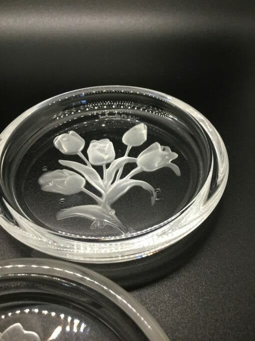 Vintage Val St Lambert - Crystal Flowered Coasters - Clear Embossed Flower beverage holders made of Crystal - Image 21