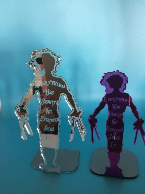 Desk stand accessory- Silhouette - Everything has beauty -Film Quotes for Inspiration - Edward style inspiration - - Image 9