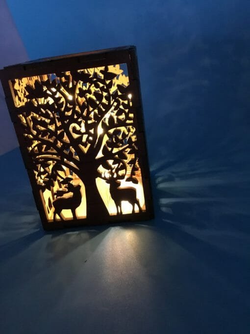 Tea light candle holder - Holographic wood with Wolves or deer scene - Fairy light for your Night life - Light up scene for your night light - Image 5