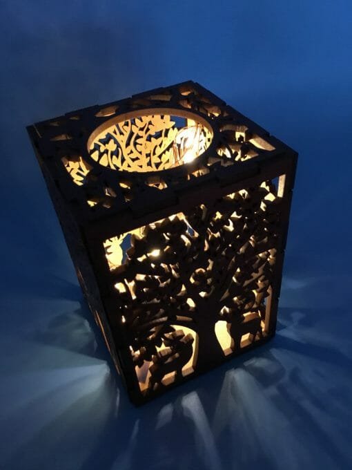 Tea light candle holder - Holographic wood with Wolves or deer scene - Fairy light for your Night life - Light up scene for your night light - Image 14