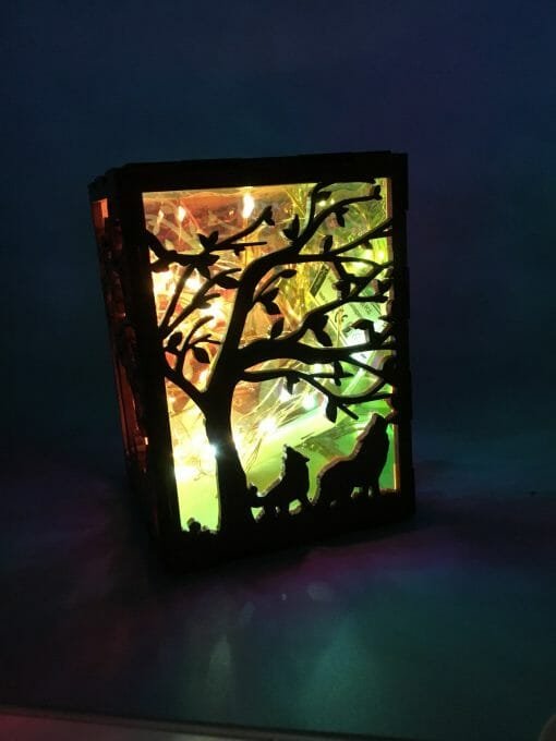 Tea light candle holder - Holographic wood with Wolves or deer scene - Fairy light for your Night life - Light up scene for your night light - Image 17