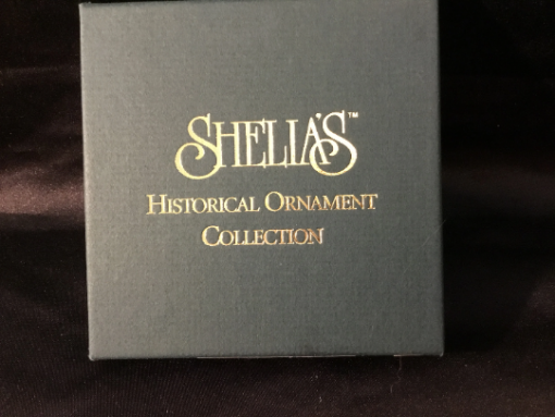 Shelia's Historical Ornament collection- Chestnut House - Image 7